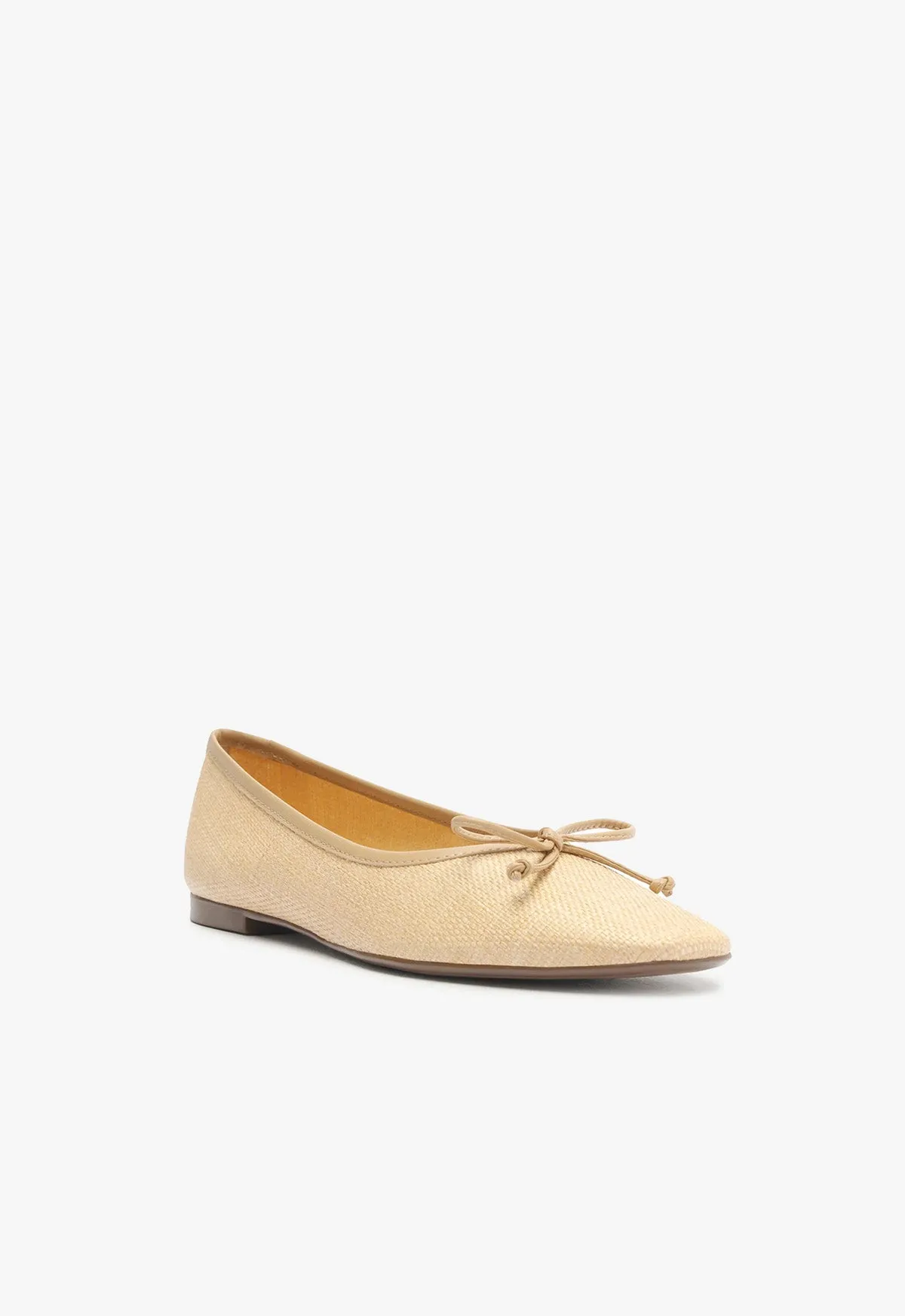 Arissa Straw Flat